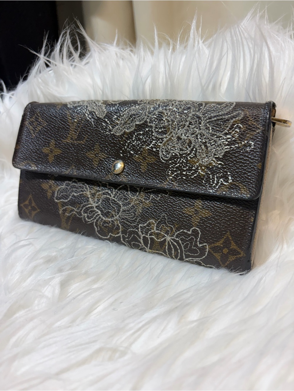 Louis Vuitton Mono Dentelle Sarah Limited Edition Metallic Lace Embroidery